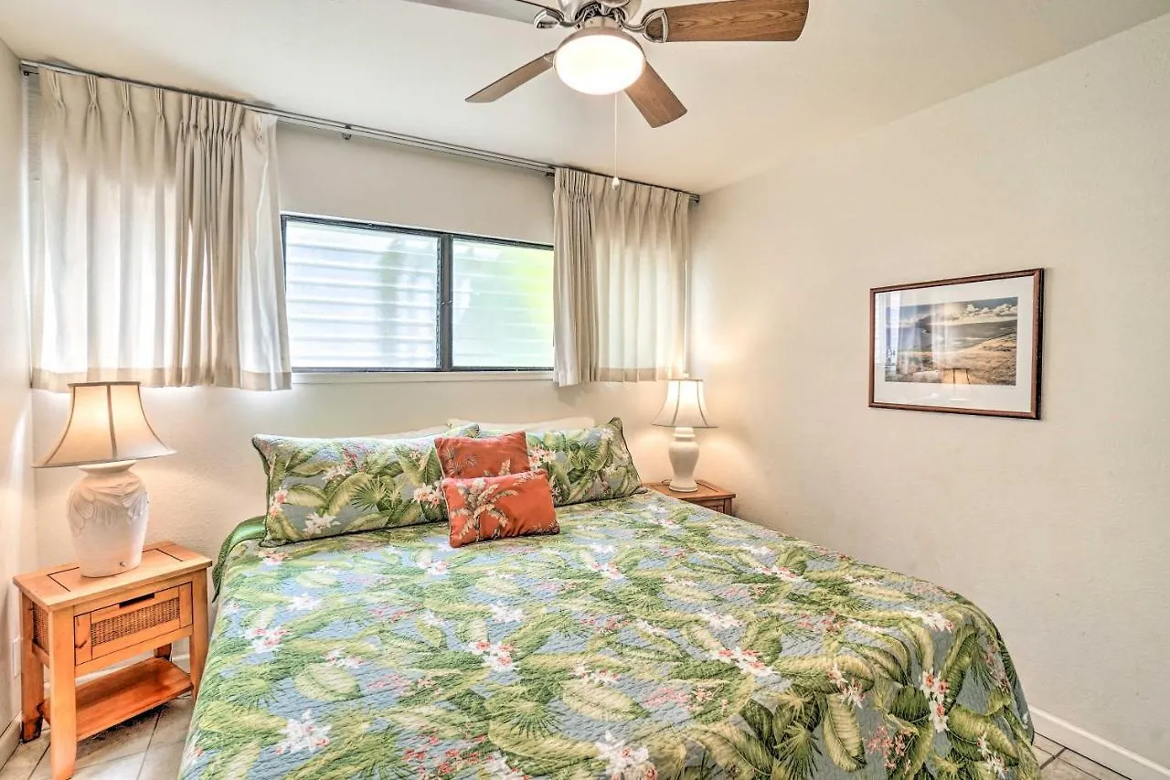 Kaunakakai Escape Heated Pool And Beach Access Apartment